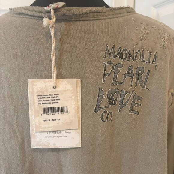Magnolia Pearl Fleece Riehl Henley, Aged OS - Picture 10 of 12